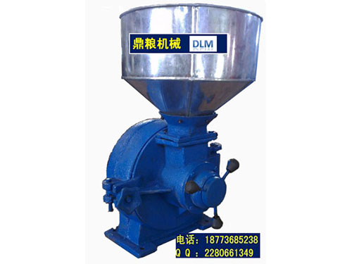 30型磨片式粉碎機(jī)、磨粉機(jī)磨粉機(jī)，磨片式，產(chǎn)量達(dá)1000公斤時(shí),粗細(xì)可調(diào)